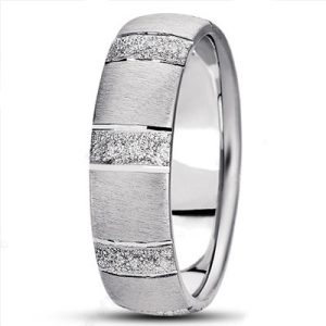 A silver ring with a brushed and polished finish features alternating textured strips.