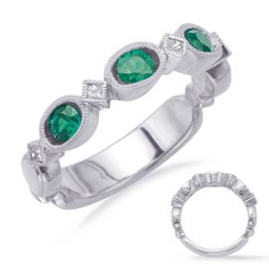 White Gold Emerald & Diamond Ring