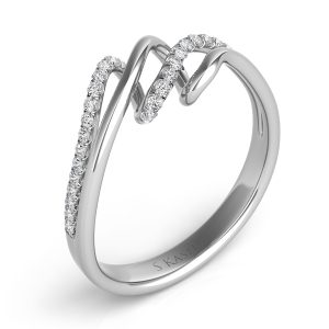 White Gold Diamond Fashion Ring