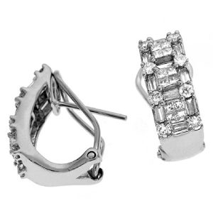 White Gold Diamond Earring