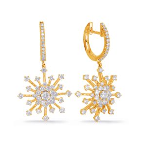 Yellow Gold Diamond Earring