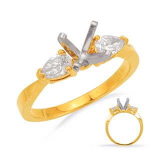 Pear Shape Engagement Ring